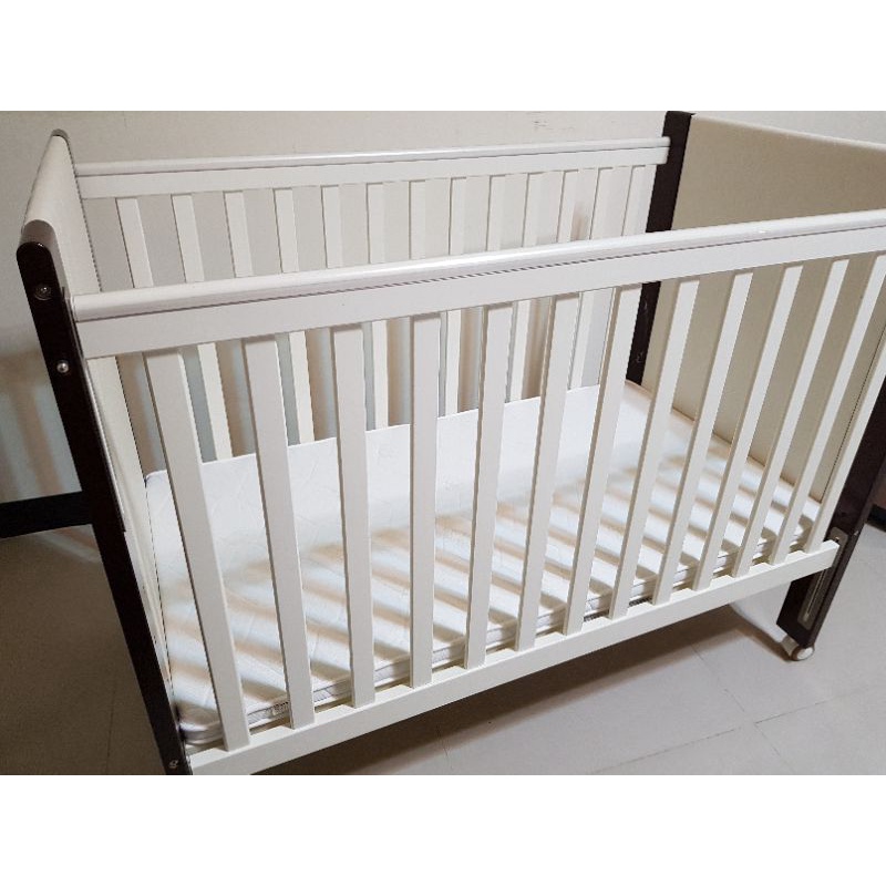 童心 查爾斯三合一嬰兒床，可調整高度（含運）。已訂貨，請勿下單