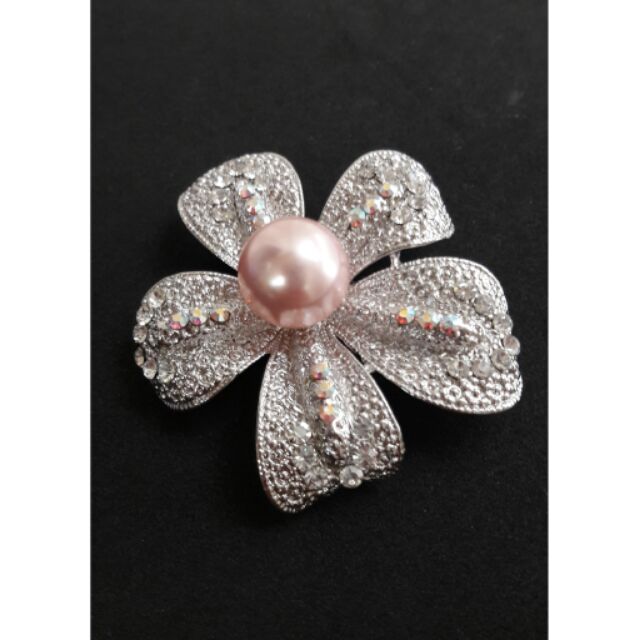 粉色 珍珠 水鑽 彩鑽 花朵 胸針 別針 珠寶捧花