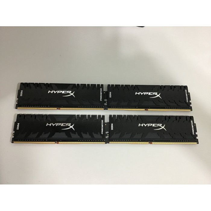 二手 近全新 金士頓 HyperX Predator DDR4 3200 8GB 4件套組HX430C15PBK4/32