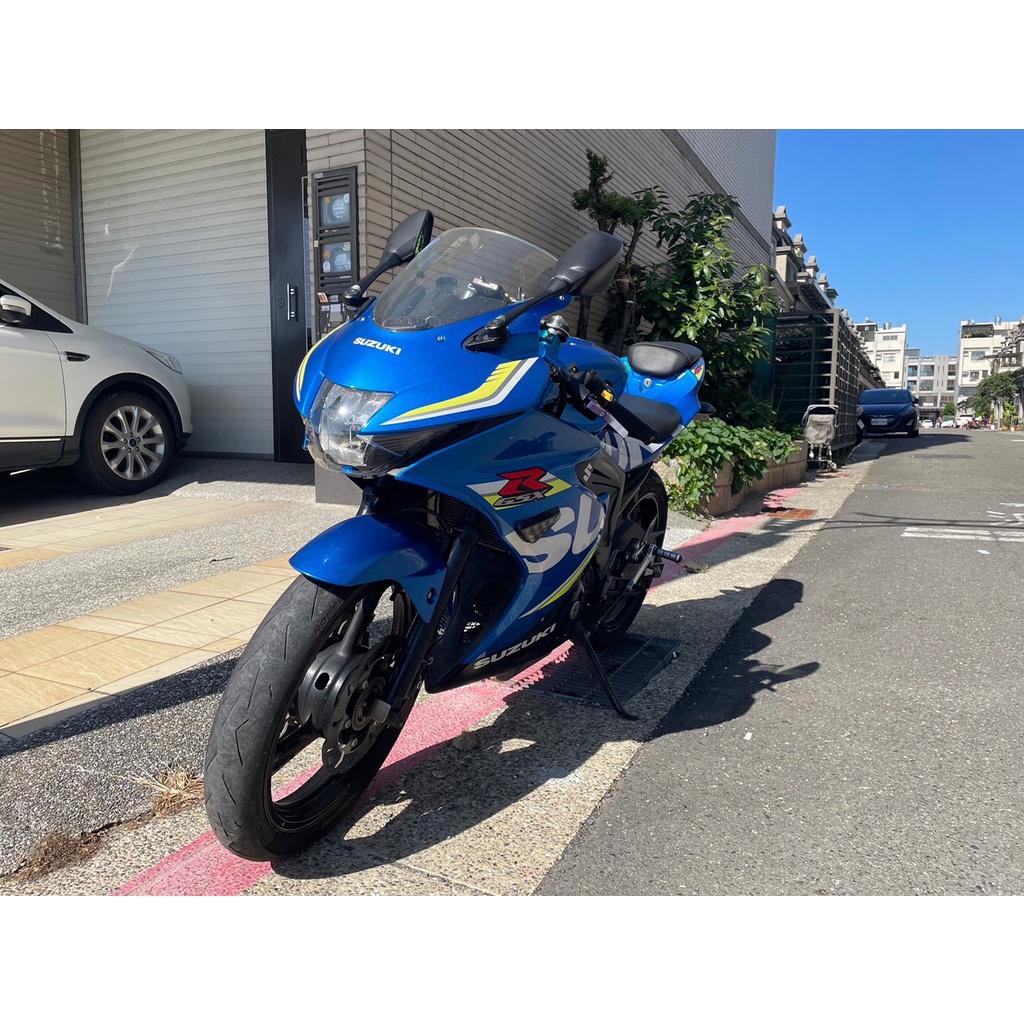 小阿魯GSXR150ABS二手擋車配合貸款全額貸款 白牌 黃牌 紅牌 仿賽 街車 大型重機 滿18即可辦理名片在最後一張