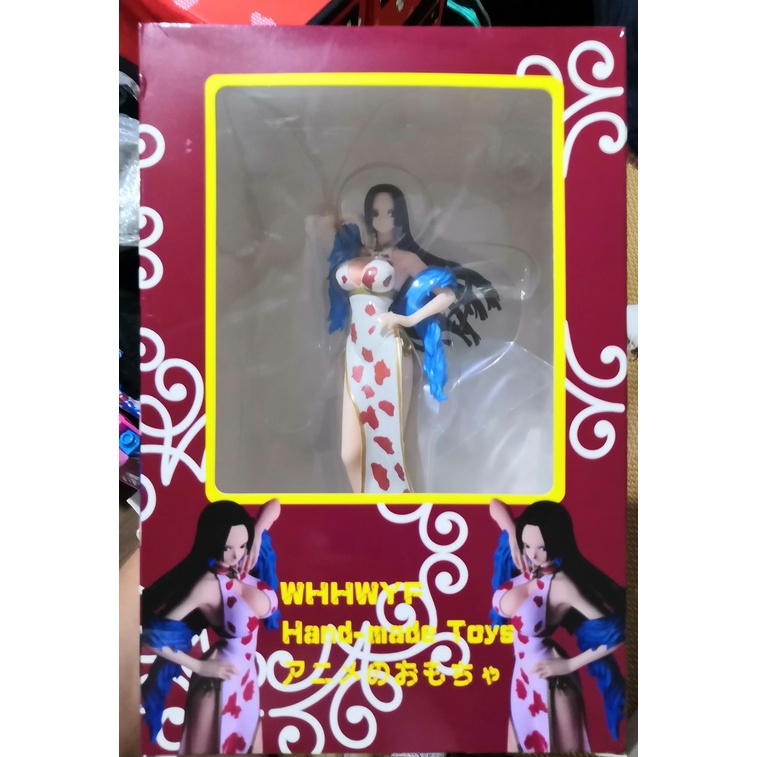 娃娃機夾物，無證紙巨無霸公仔 WHHWYF Hand-made Toys 航海王 海賊王 蛇姬 女帝 漢考克 高傲姿態