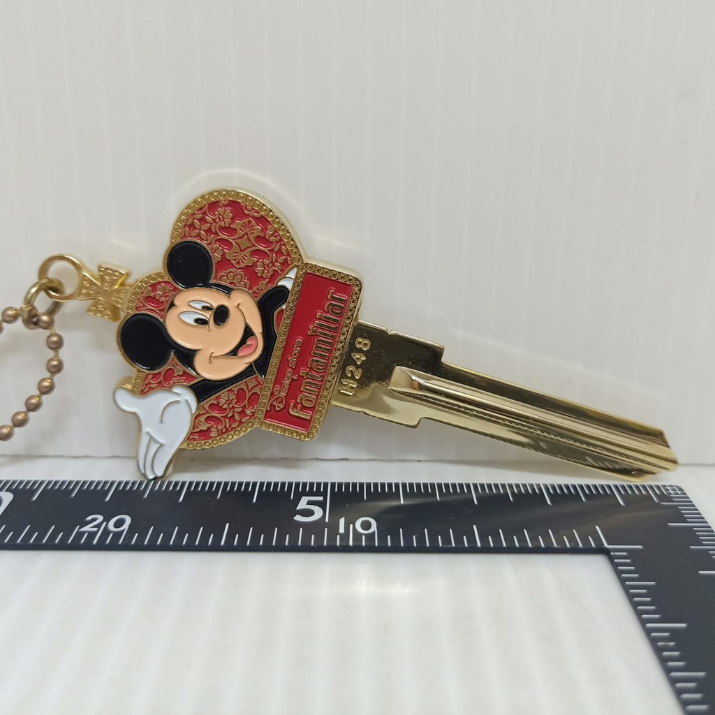 日本帶回東京迪士尼disney 限定米奇原型鑰匙fantamiliar 金色 05 蝦皮購物