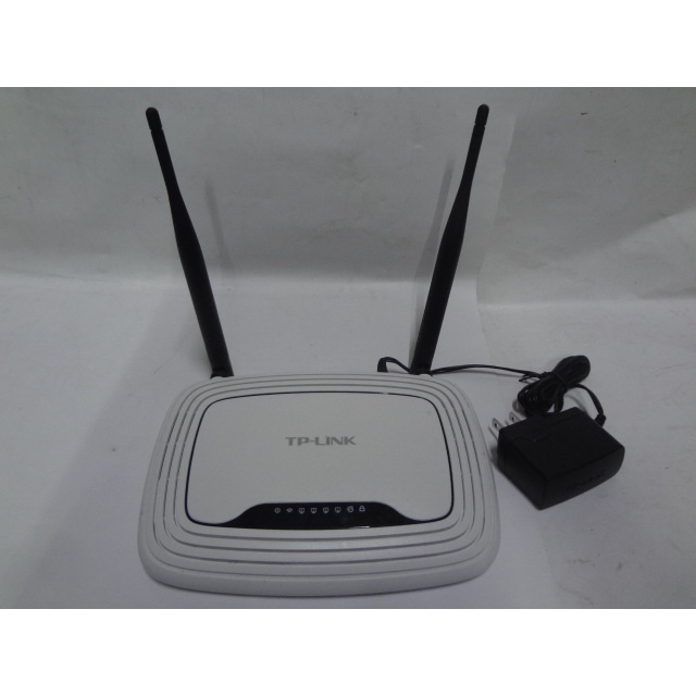 TP-Link TL-WR841N 300Mbps 無線寬頻路由器 (近新品 無包裝盒)