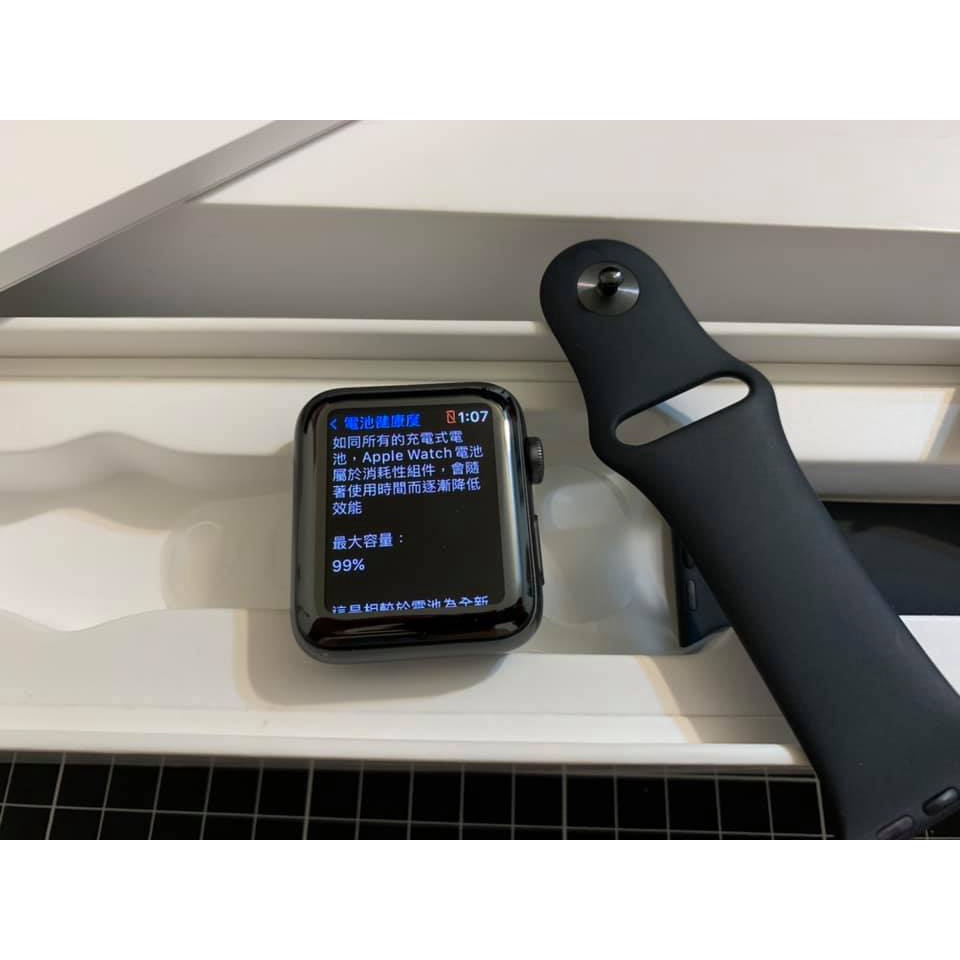 Apple Watch S3 42mm 太空灰（有使用痕跡）電池健康度99%