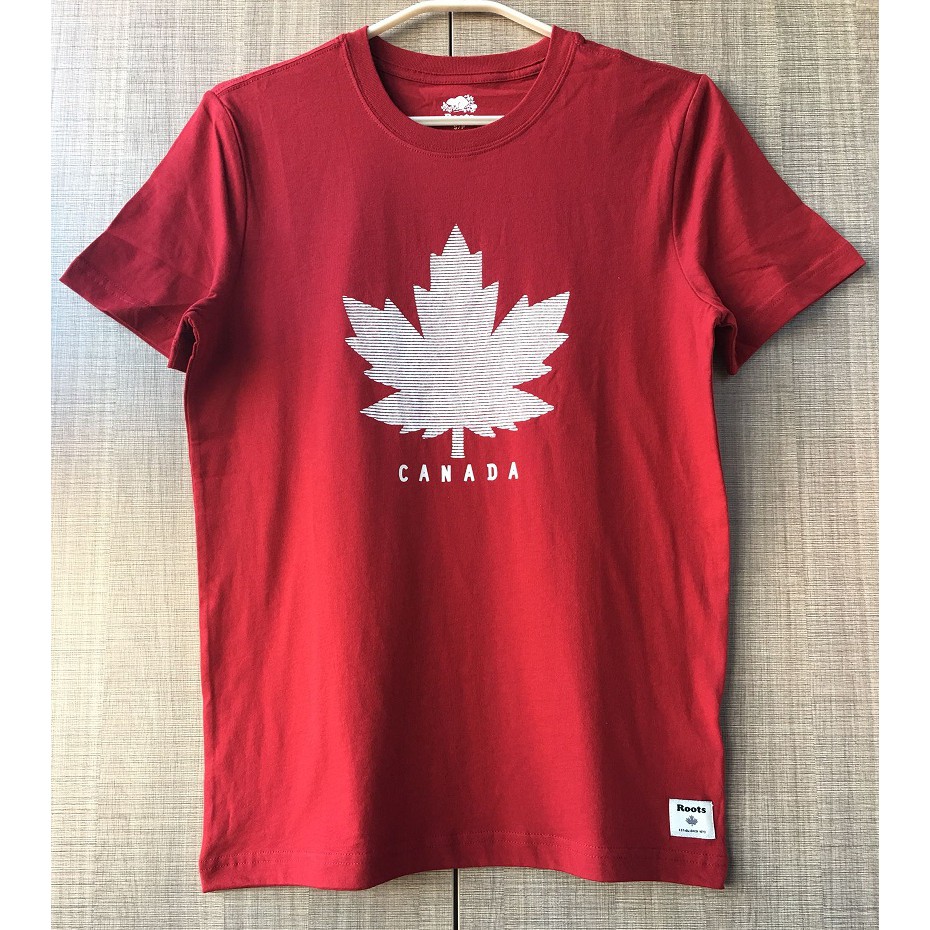 【LA 潮流】特價 ! 加拿大海狸 ROOTS 新款Logo 男女情侶 有機棉運動休閒舒適透氣短袖上衣 TEE-暗紅 !