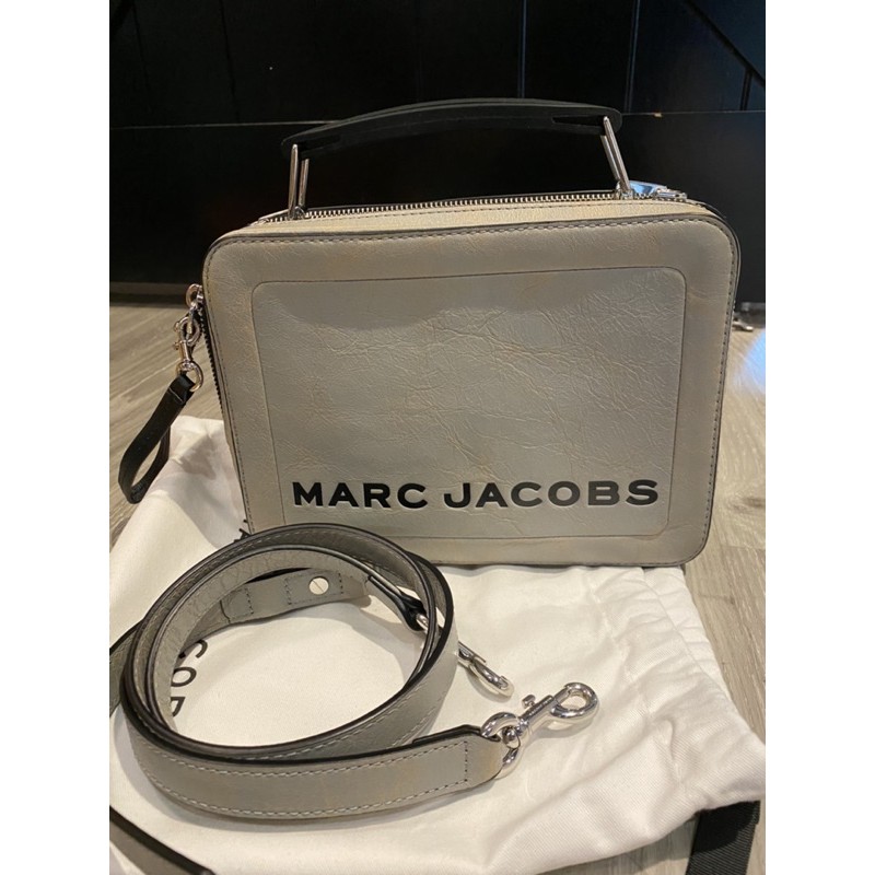 MARC JACOBS MJ 雙拉鍊方包 THE  BOX 23cm  灰色  刷舊 手拿包 便當包 餐盒包 相機包