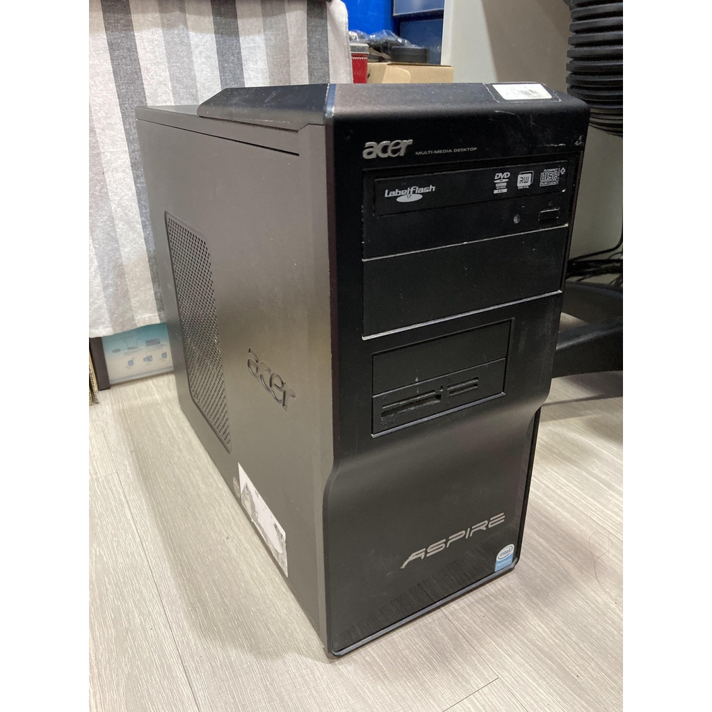 FX-6300 主機/ MB 760G/ 8G D3-1600/  GT 620/ 金士頓64G SSD/ 400w