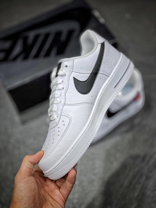 nike x supreme x the north face