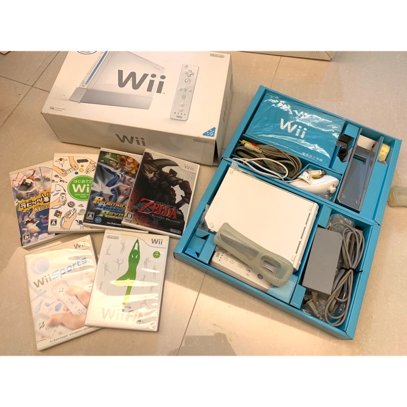 ［全套配備+正版遊戲片］Wii主機+Wii Fit 平衡板 已改機 可讀燒錄版