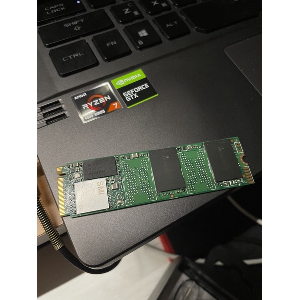 Intel固態硬碟 SSD 660p 512 GB M.2 NVMe