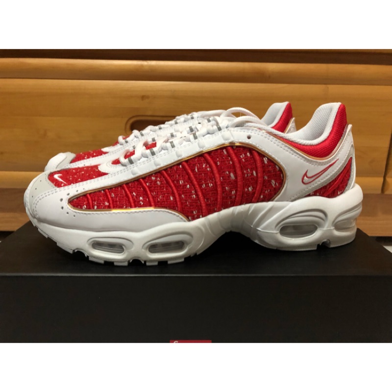 supreme nike air tailwind 4