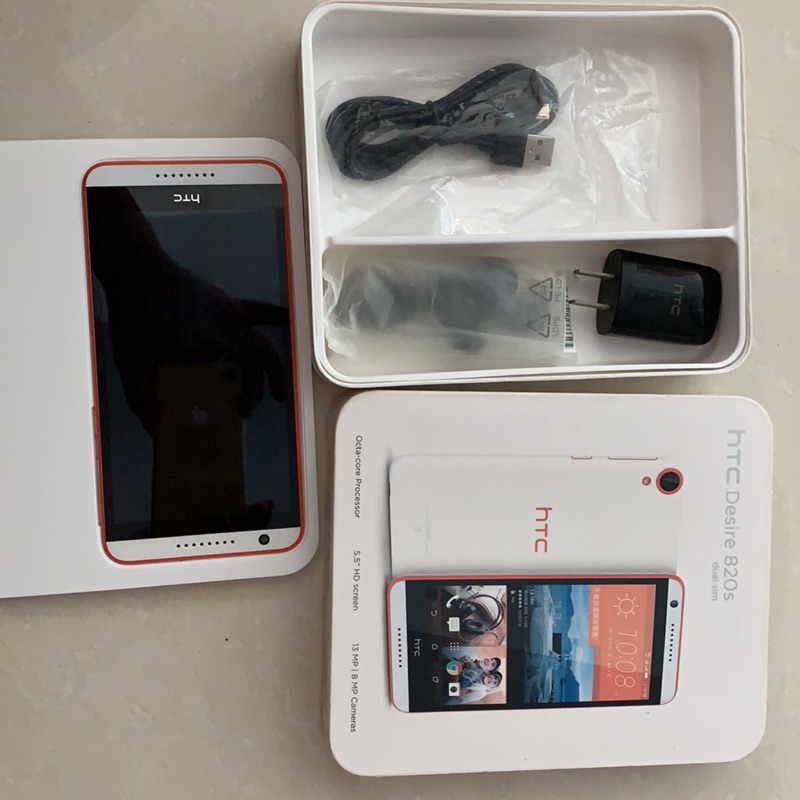 HTC Desire 820(雙卡雙待5.5吋16G)二手正常品（現貨）