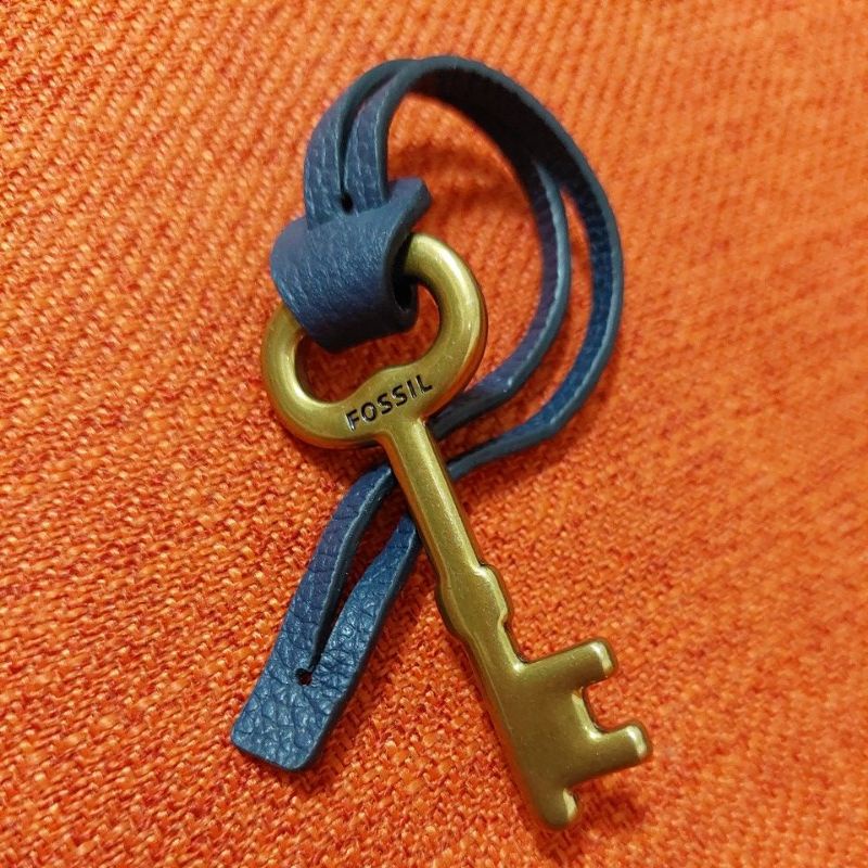 正品🎉FOSSIL鑰匙造型吊飾