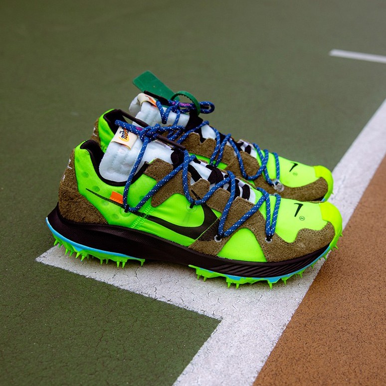 off white nike kiger