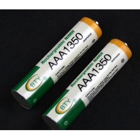 4顆1組賣 1.2V 1350mAh 4號 Ni/MH 鎳氫 綠黃配色 充電 電池