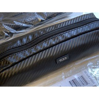 [全新] TUMI拉鍊收納袋 經典/碳纖 Carbon //卡夢、Electronic Cord Pouch