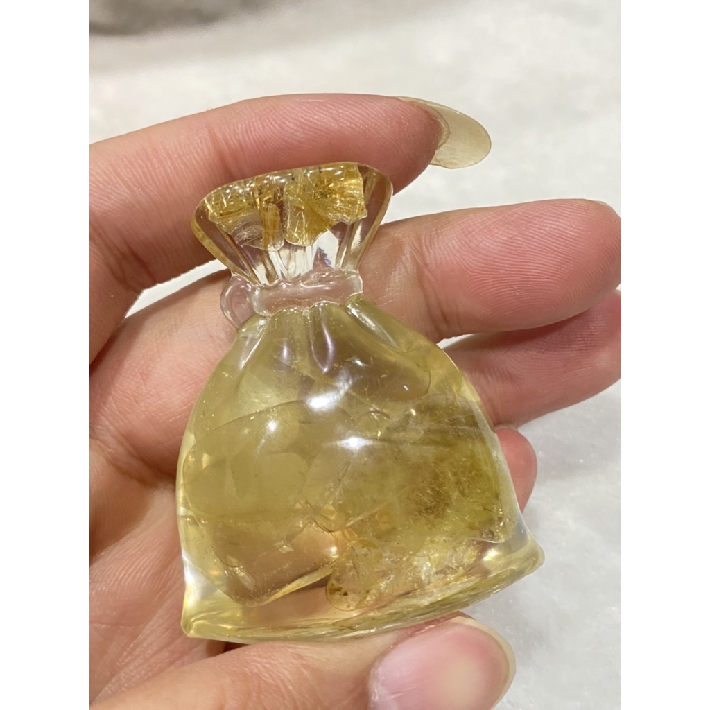 黃水晶錢袋、頂端鈦晶水晶之王、用最頂級的滿絲鈦晶原礦、招正偏財、黃水晶偏財水晶、適合做生意作業務的任何人