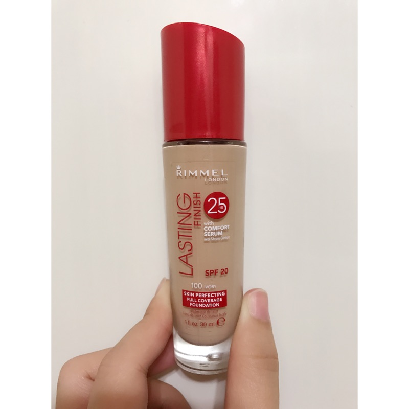 Rimmel 粉底液100 Ivory