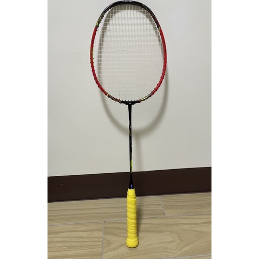 YONEX VOLTRIC LD-F 4u 羽球拍 （二手近全新）