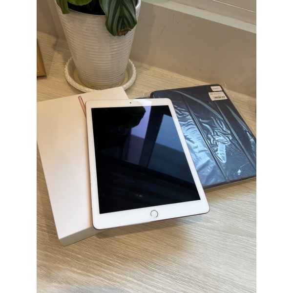 售iPad Pro (9.7 英吋)玫瑰金32g wifi 版！