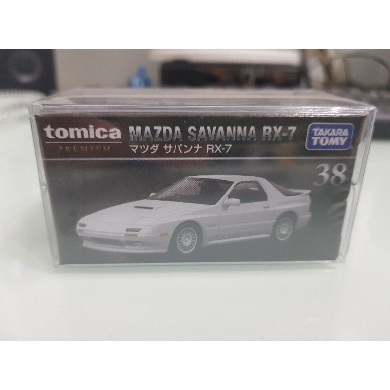 tomica黑盒 premium 38 MAZDA SAVANNA RX-7