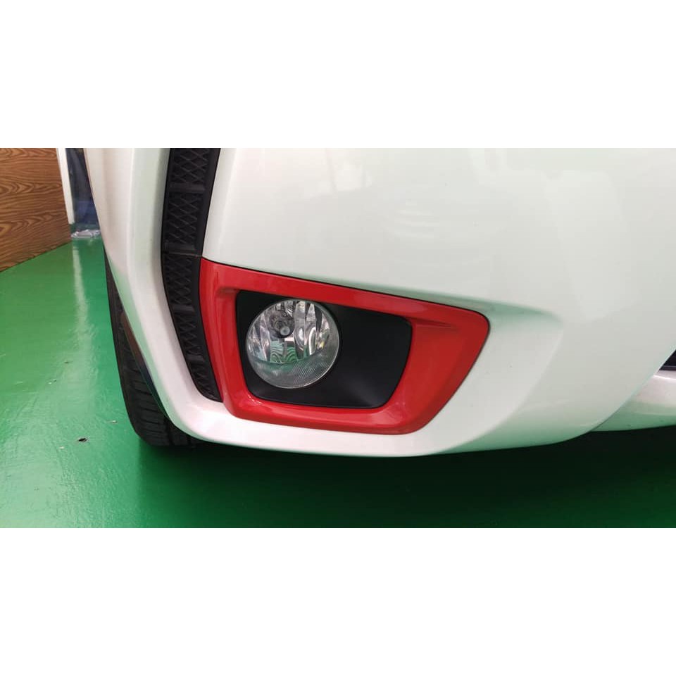 Subaru Forester霧燈護罩3M1080亮紅包膜
