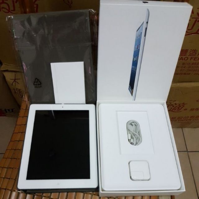 蘋果Apple iPad4  WiFi 16gb 白色9.7吋 2013年製造 九成新 配件齊全