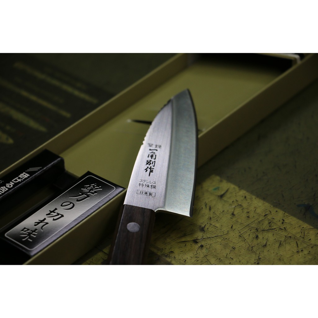 🌟熱銷🌟日本製🇯🇵 一角別作 小魚刀 小出刃 背齒 可刮魚鱗 附刀套 魚刀 YG-055 釣魚 垂釣 夜釣