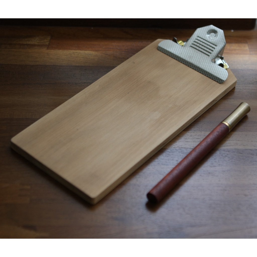 【傳統車銑床工作室】便條紙夾 實木板夾 台灣檜木 舊料新製 背後有強力磁鐵 純手工製