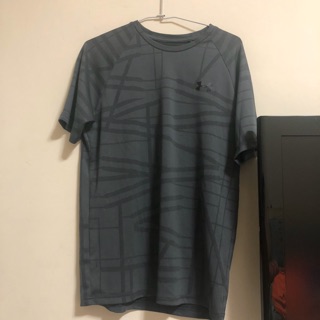 Under Armour 透氣舒適T恤運動上衣