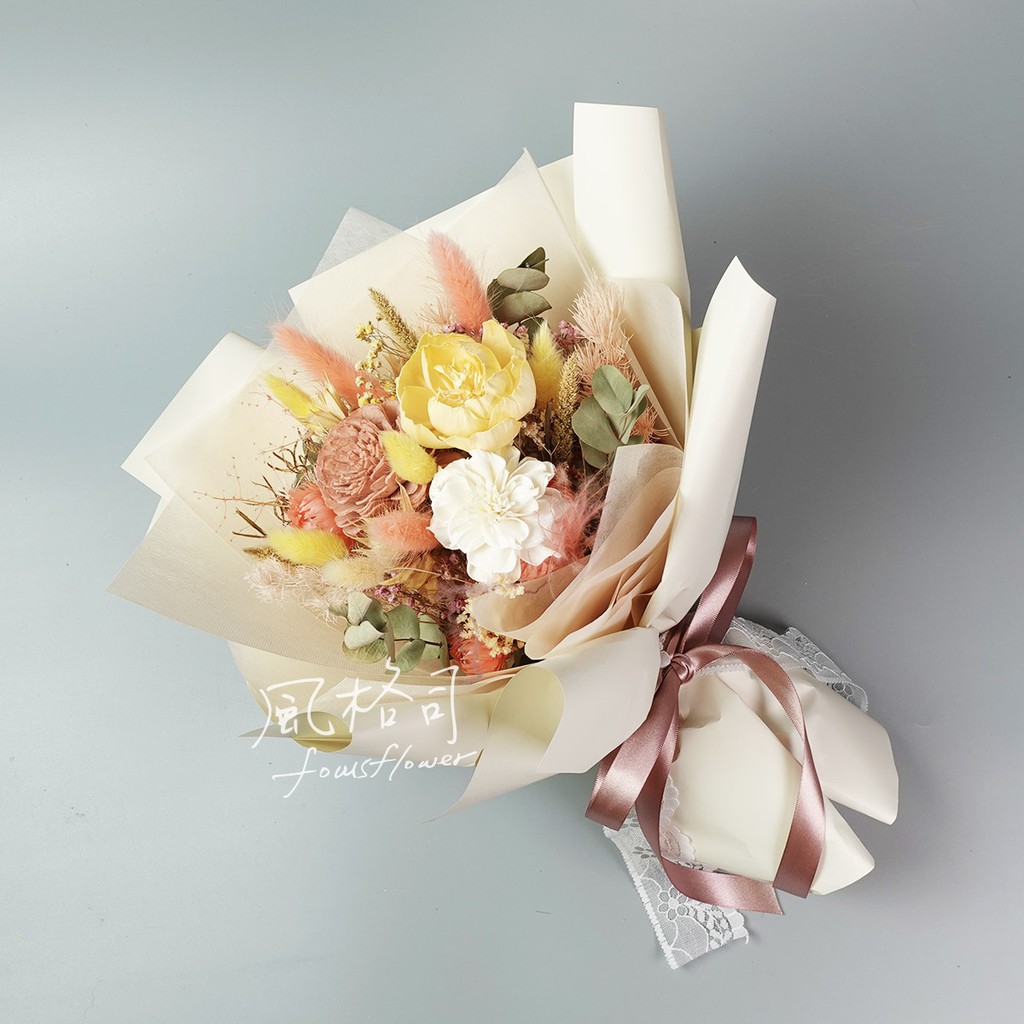 太陽玫瑰芍藥梔子花兔尾草蜜桃黃色系乾燥花束db0130 蝦皮購物