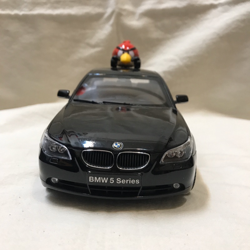 《憤怒鳥》Kyosho 京商 BMW E60 5 series 寶馬 1/18 黑 m5