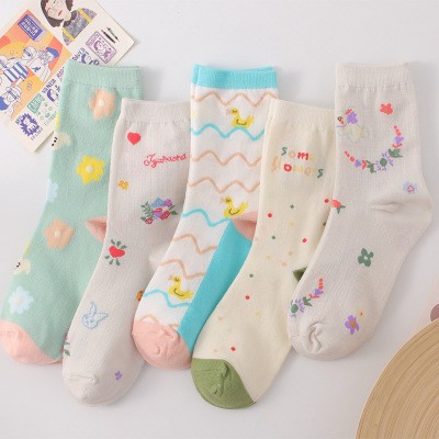 台灣現貨 四季日系學院風百搭休閒卡通可愛小動物系列襪子中筒襪女襪襪子女可愛襪子 蝦皮購物