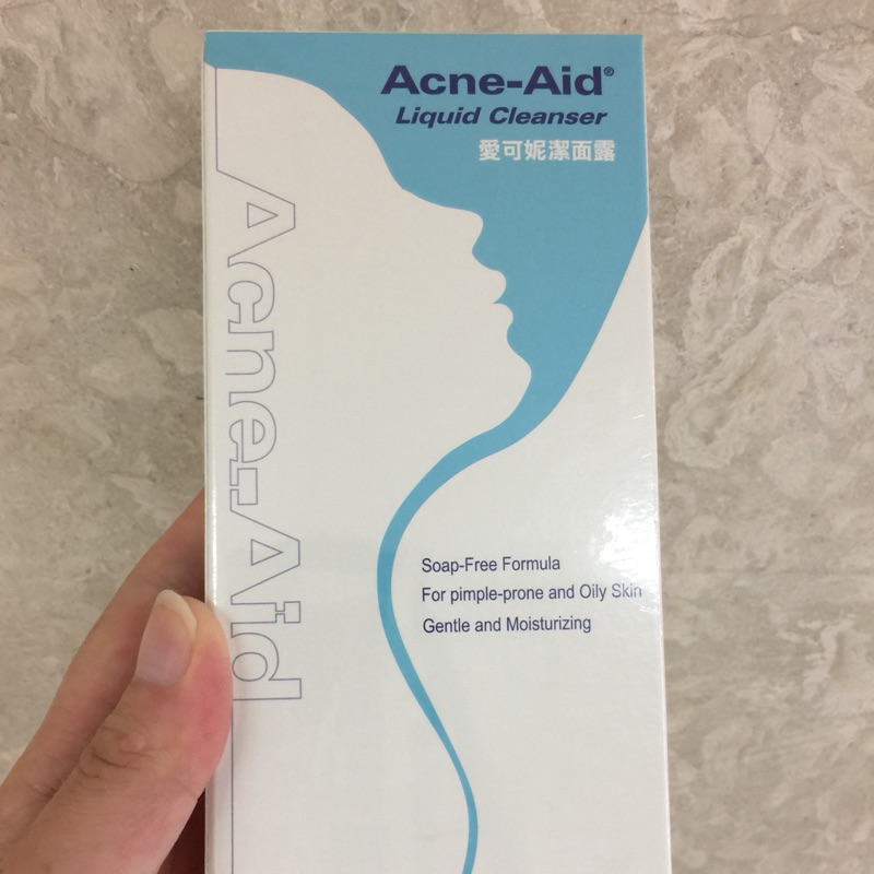 愛可妮潔面露ACNE-AID。Liquid Cleanser全新（效期至2021.06）