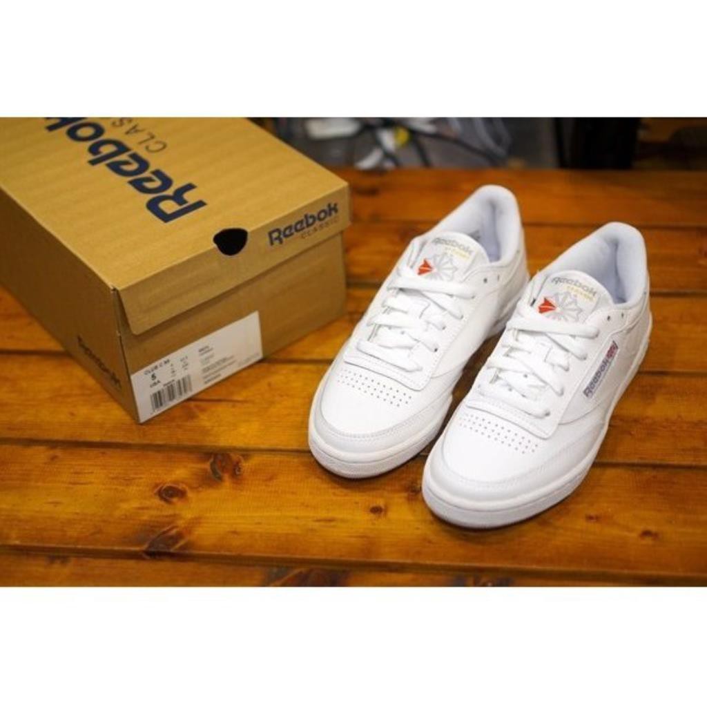 reebok club c 85 trainers in white with iridescent back