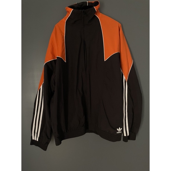 PAKAIAN adidas jacket 韓國愛迪達三葉草聯名風衣外套 夾克 三條線 黑配橘 極新二手