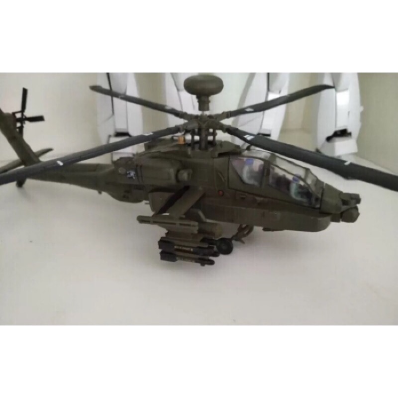 1/72 阿帕契 AH-64A 長弓 武裝直升機合金模型