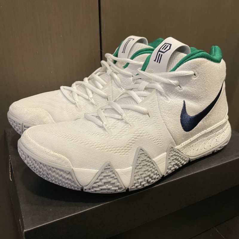 二手 Nike Kyrie 4 ID US9 Irving 客製籃球鞋