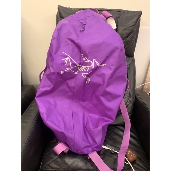 超大 稀有 登山露營 始祖鳥 Arcteryx 紫色 反光防水 大容量 50L 大包包 後背包 duffle