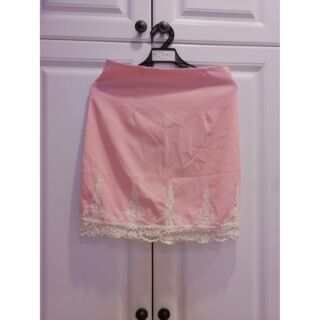 粉色蕾絲窄裙