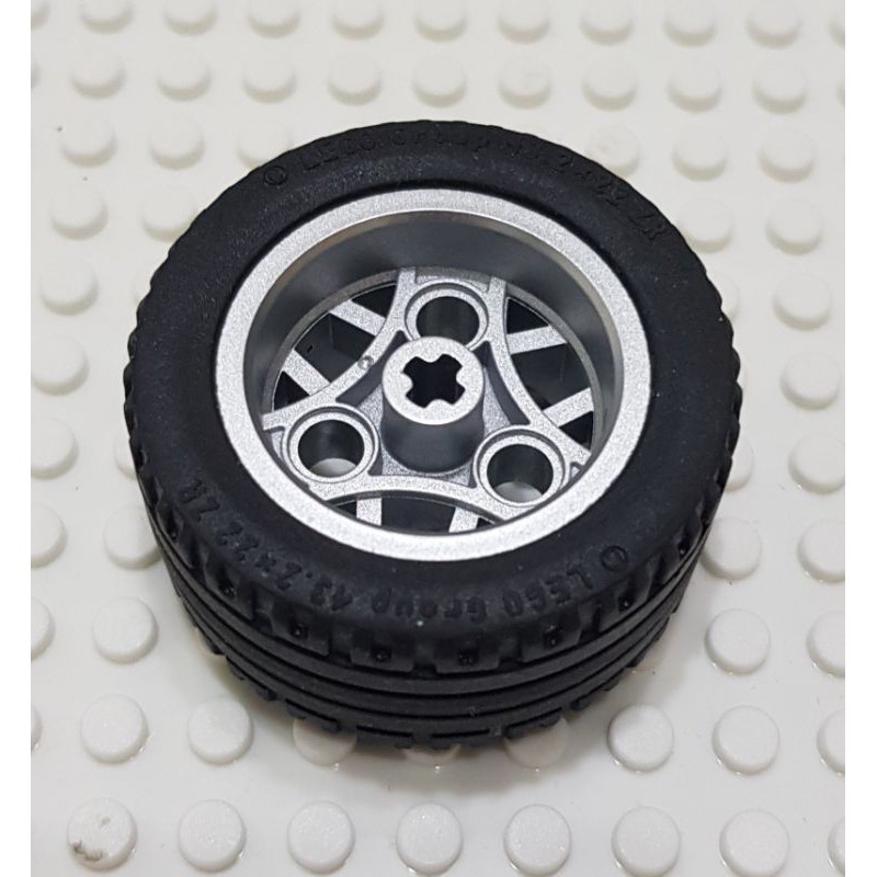樂高 44292+44309 僅出現在 8652 電鍍 金屬 胎框 黑色 胎皮 輪胎 賽車 車 法拉利 配件 稀有