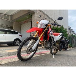 HONDACRF250L阿福越野二手檔車中古車配合全額.超額.學生貸款強力過件白牌黃牌紅牌仿賽街車大型重機滿18即可辦理