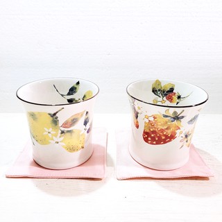 Vintage+。復古家。日本製美濃燒系列。草莓檸檬陶瓷豬口杯水杯隨手杯杯墊4入組禮盒組(杯子*2加杯墊*2)(特價)