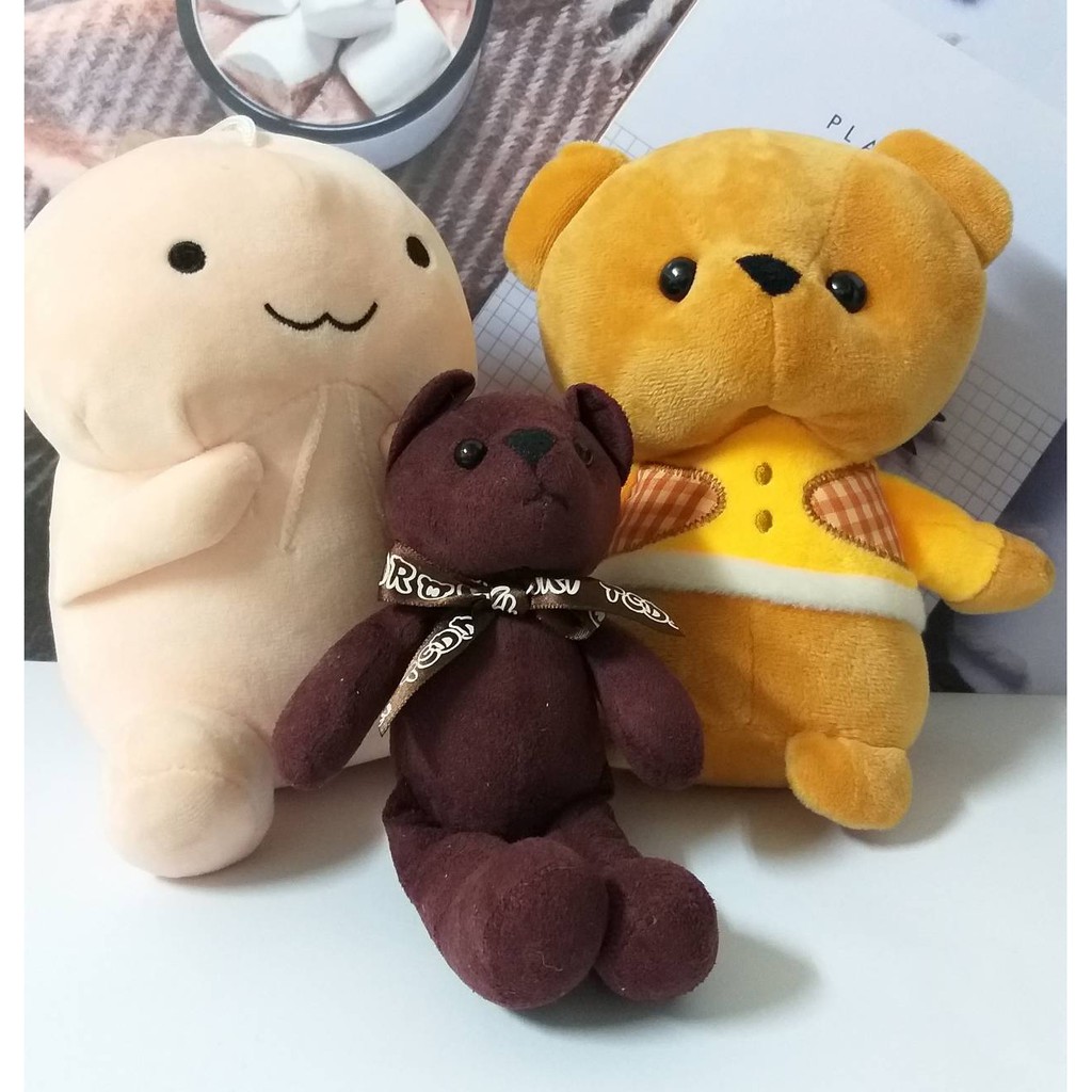 [二手]搞怪小丁丁娃娃 紅褐色緞帶熊娃娃 黃色背心小熊 療癒玩偶 絨毛娃娃