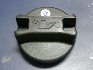 OEM NISSAN TEANA X-TRAIL XTRAIL A33 機油蓋 其它手套箱,煞車油蓋,保險絲蓋 歡迎詢問
