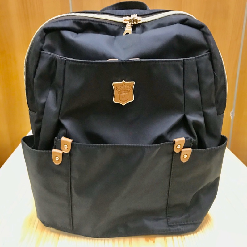 FUNNNY 日本同步後背包系列 輕量尼龍機能後背包_多口袋 可放置筆電或平板