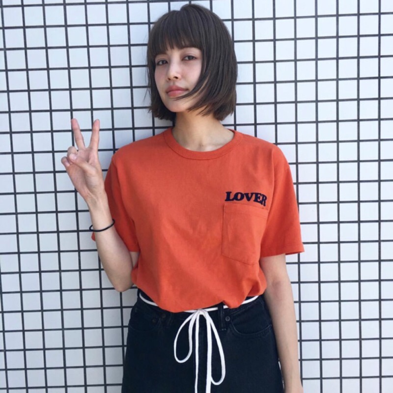 「A1hood 」預購Bianca Chandon Lover T 口袋短T 男女 水洗藍 橘 鬼怪CP 孔劉 金高恩