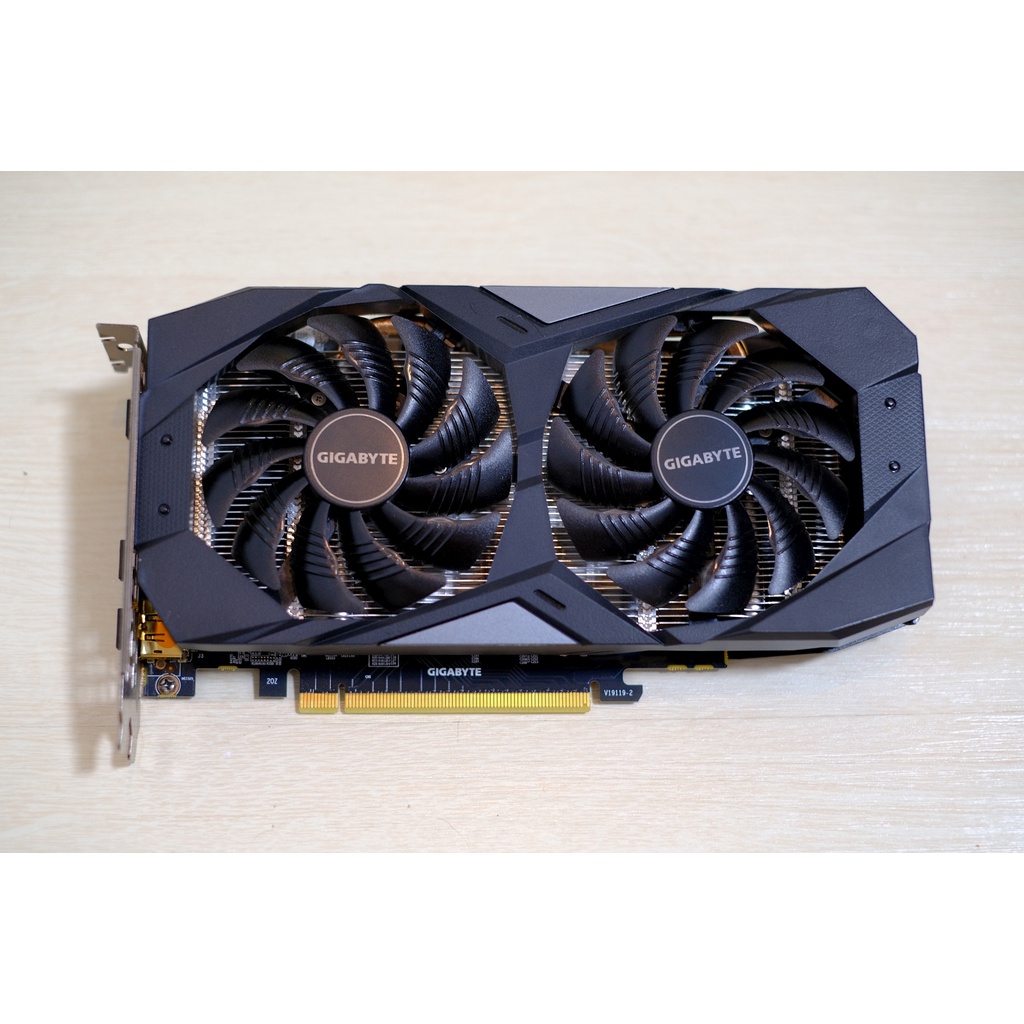 原廠保固內 九成新 技嘉 GTX 2060 OC 6G 顯示卡 內詳