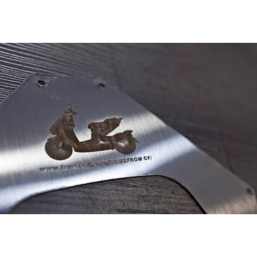 [SYM DRG158 DRG 龍]腳踏板 金屬踏板 髮絲紋 雷射雕刻 LOGO 雷射切割 內崁式 CF