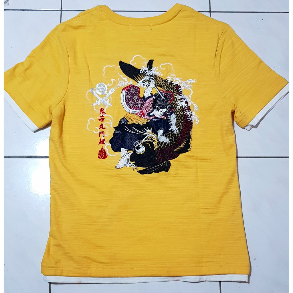 帥哥王 Big Train 全新墨達人鬼若丸鬥巨鯉刺繡黃色短袖t恤m號原價1680出清只要950元 蝦皮購物